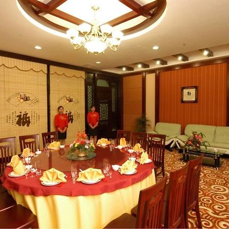 Guifu Holiday Hotel Yangshuo Buitenkant foto