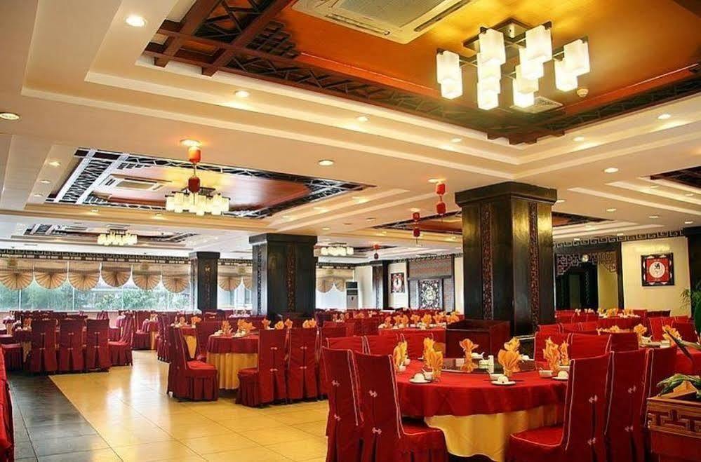 Guifu Holiday Hotel Yangshuo Buitenkant foto