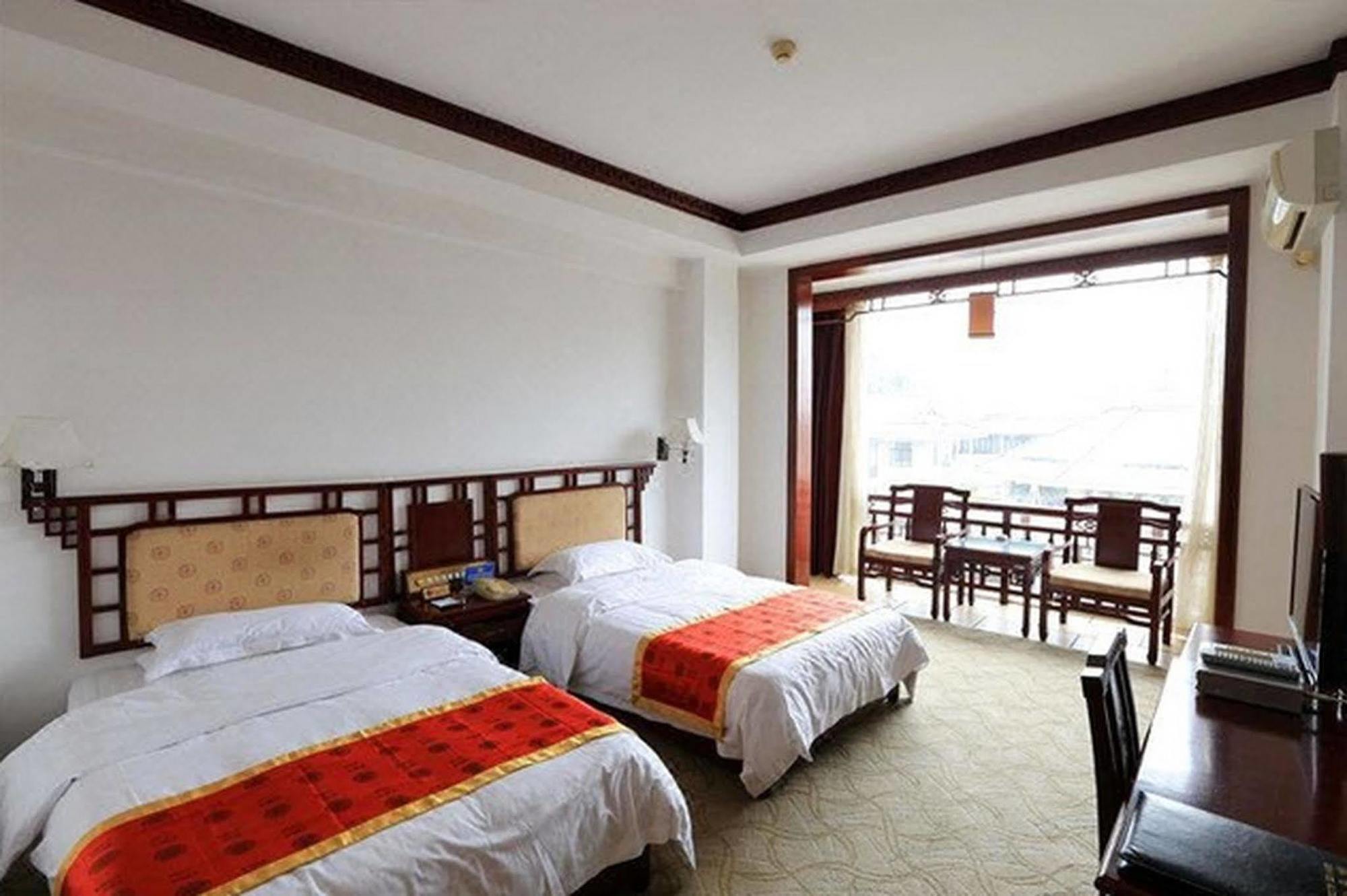 Guifu Holiday Hotel Yangshuo Buitenkant foto